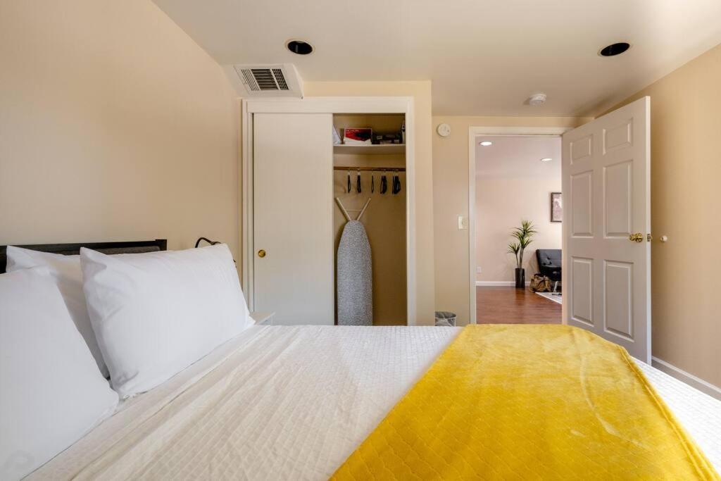 *2Bdr Victorian Home Away From Home - *Central Loc Sacramento Eksteriør billede